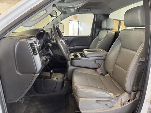 Used 2018 Chevrolet Silverado 2500 W/T w/ Snow Plow Prep Package image 16