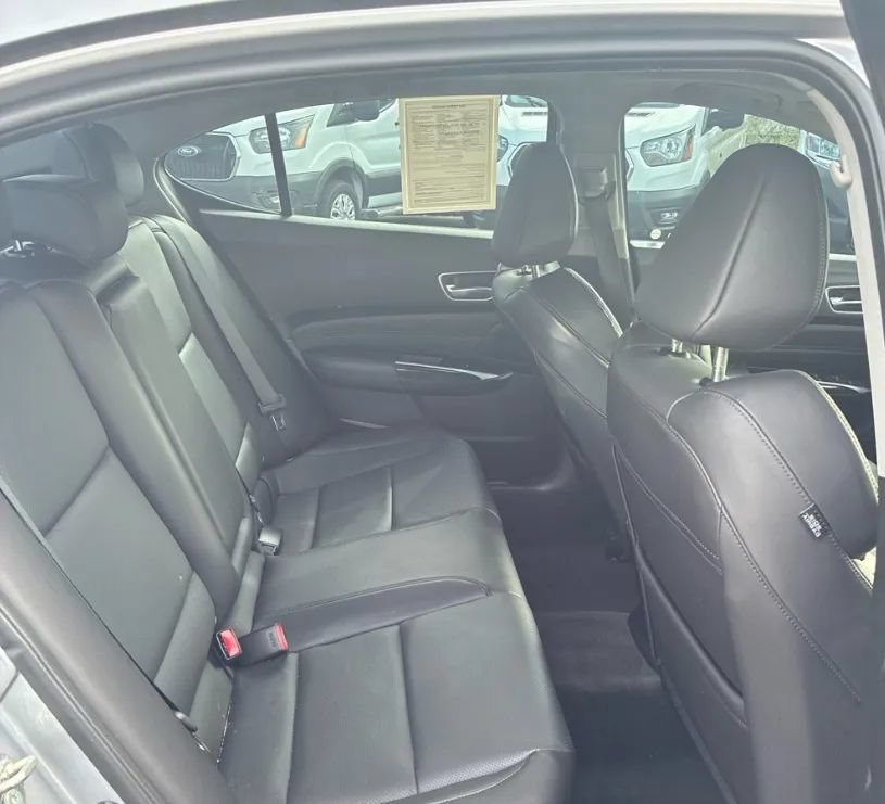 Used 2018 Acura TLX w/ Technology Package FWD image 14