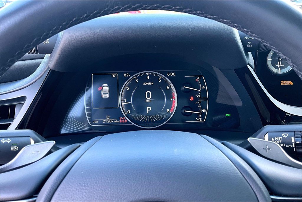 Used 2025 Lexus ES 350 w/ Premium Package FWD image 22