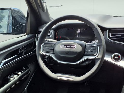 New 2026 Jeep Grand Wagoneer Limited AWD/4WD image 9