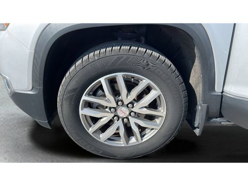 Certified 2019 GMC Acadia SLE w/ GMC Pro Grade Package AWD/4WD image 34