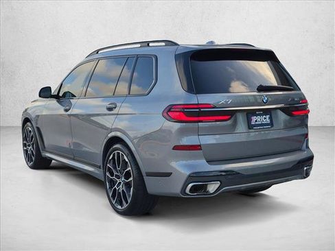 Used 2024 BMW X7 xDrive40i w/ M Sport Package AWD/4WD image 8