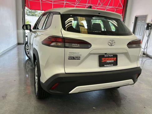 Used 2026 Toyota Corolla Cross L FWD image 5