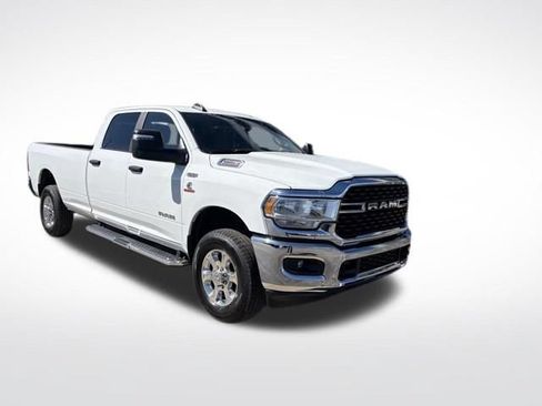 Used 2024 RAM 3500 Big Horn AWD/4WD image 7