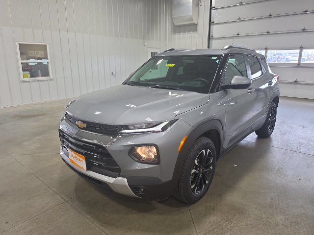 Used 2023 Chevrolet TrailBlazer LT w/ Convenience Package AWD/4WD image 4