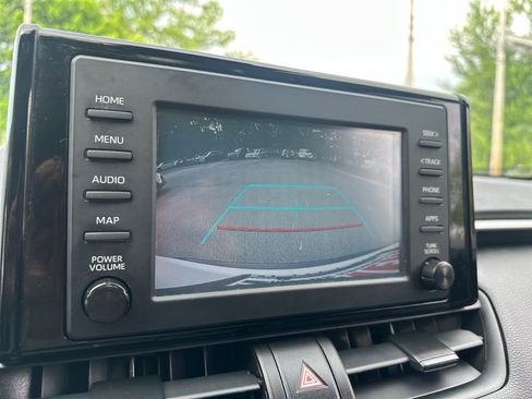 Used 2019 Toyota RAV4 XLE w/ Convenience Package AWD/4WD image 15