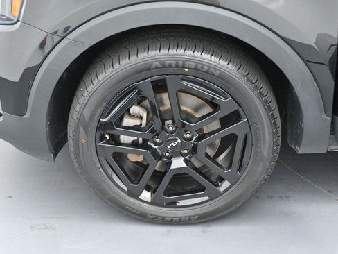 Used 2023 Kia Telluride EX X-Line AWD/4WD image 32