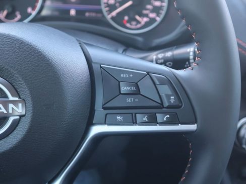 Used 2025 Nissan Sentra SR image 19