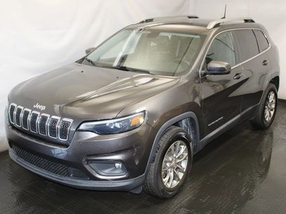 Used 2020 Jeep Cherokee Latitude Plus w/ Comfort/Convenience Group