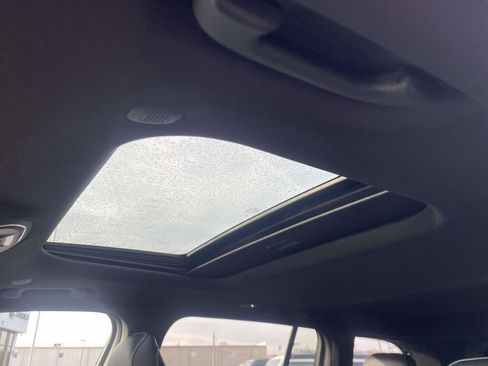 New 2025 Jeep Grand Cherokee Altitude image 2