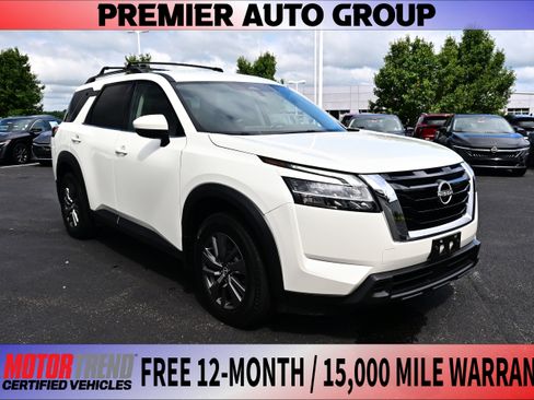 Used 2022 Nissan Pathfinder SV AWD/4WD image 1