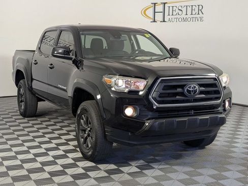 Used 2021 Toyota Tacoma SR5 RWD image 2