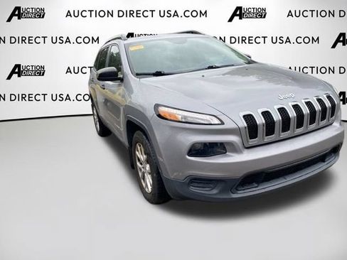 Used 2017 Jeep Cherokee Sport AWD/4WD image 22