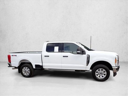 Certified 2023 Ford F250 XLT image 5