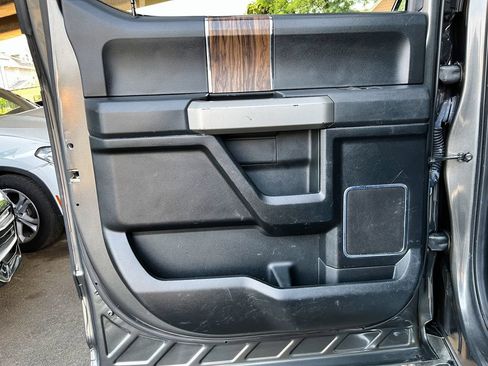 Used 2018 Ford F150 Lariat w/ Equipment Group 502A Luxury AWD/4WD image 53