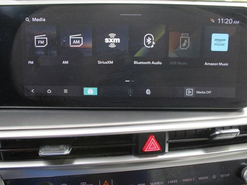 Certified 2025 Kia Sorento S w/ Panoramic Sunroof Package image 49