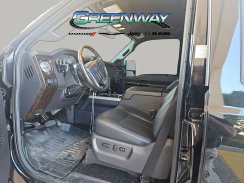 Used 2016 Ford F350 Platinum AWD/4WD image 4
