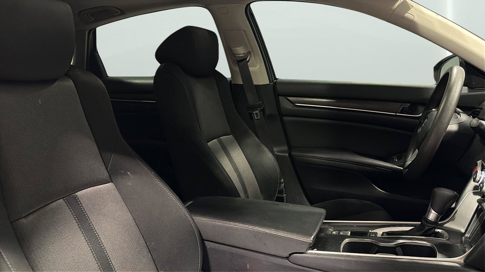 Used 2020 Honda Accord EX image 14
