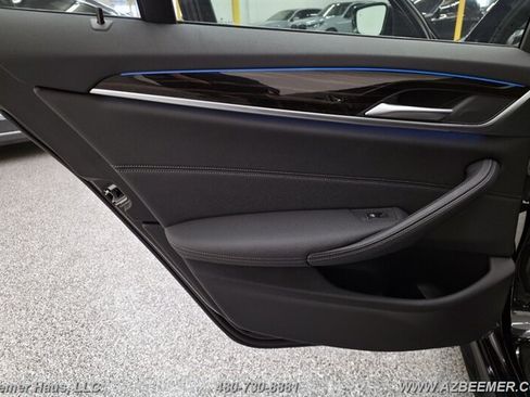 Used 2023 BMW 530e w/ M Sport Package RWD image 26