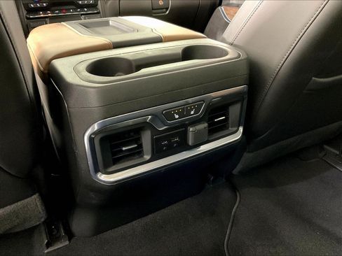 Used 2022 Chevrolet Silverado 3500 High Country w/ Z71 Off-Road Package AWD/4WD image 11