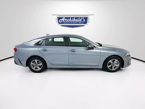 Used 2023 Kia K5 LXS FWD image 8