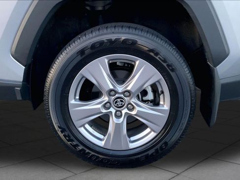 Used 2025 Toyota RAV4 XLE w/ Convenience Package FWD image 11