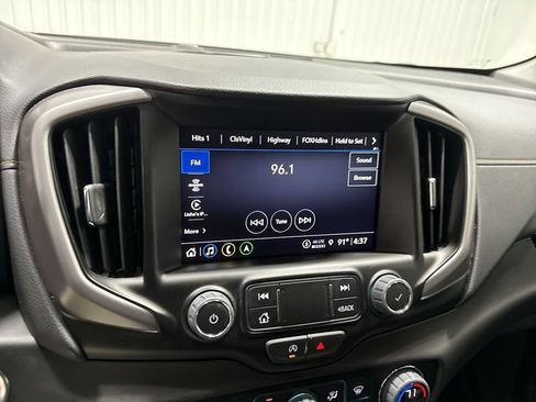 Used 2024 GMC Terrain AT4 w/ Infotainment Package II AWD/4WD image 13