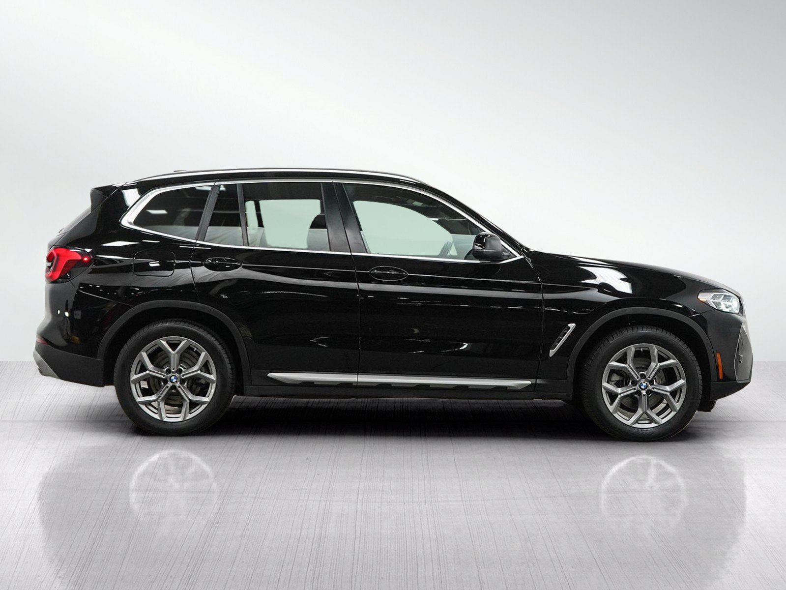 Used 2024 BMW X3 xDrive30i AWD/4WD image 6