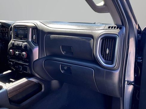 Used 2021 Chevrolet Silverado 1500 LT Trail Boss w/ Convenience Package II AWD/4WD image 18