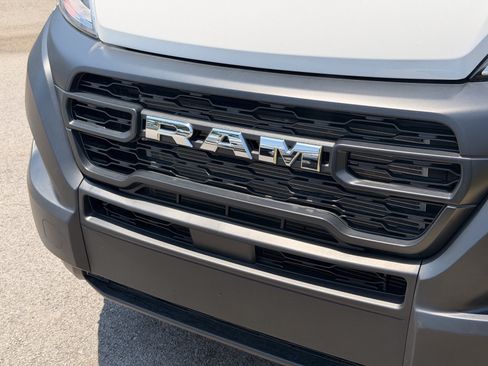 Used 2026 RAM ProMaster 2500 w/ Convenience Group FWD image 35