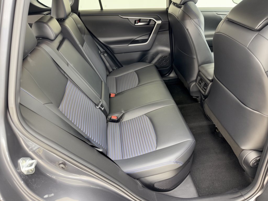 Used 2021 Toyota RAV4 XSE AWD/4WD image 29