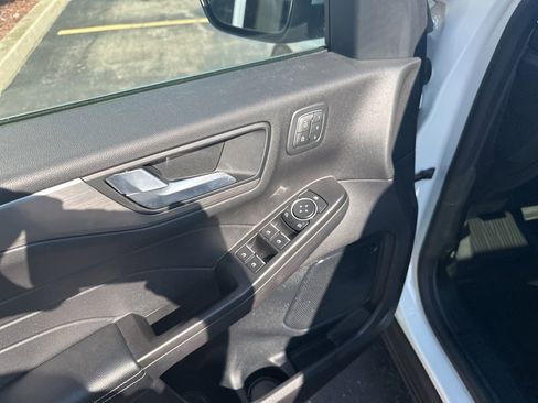 Used 2021 Ford Escape Titanium w/ Class II Trailer Tow Package image 11