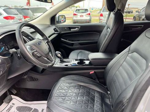 Used 2017 Ford Edge SEL w/ Equipment Group 201A FWD image 16