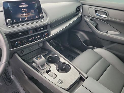 Certified 2024 Nissan Rogue SV w/ SV Premium Package image 29