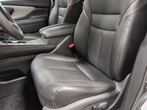 Used 2017 Nissan Murano Platinum image 18
