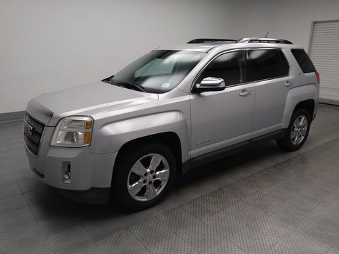 Used 2014 GMC Terrain SLT FWD image 2