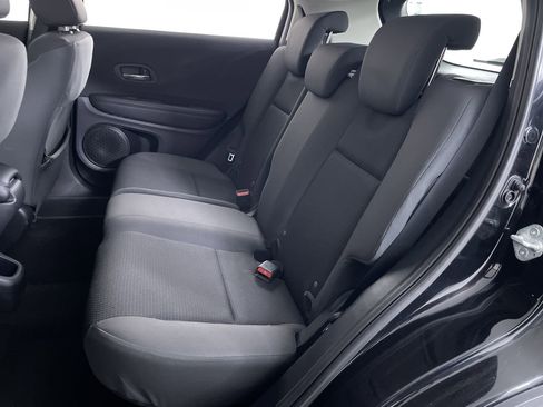 Used 2021 Honda HR-V LX image 19
