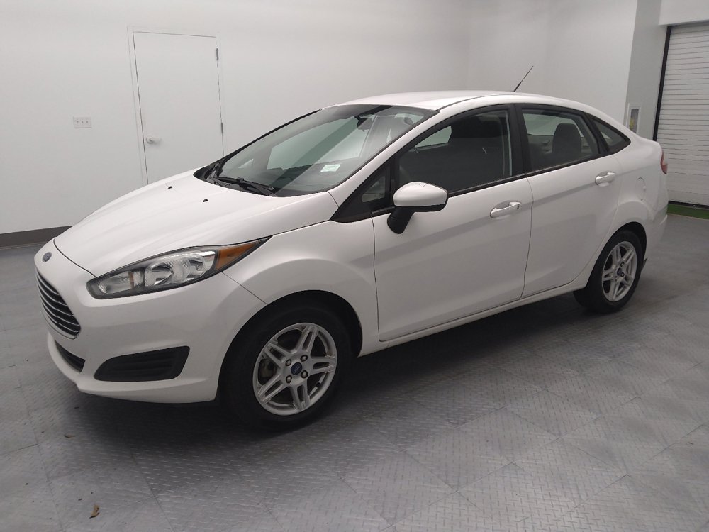 Used 2019 Ford Fiesta SE FWD image 2