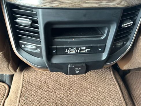 Used 2019 RAM 3500 Laramie image 19