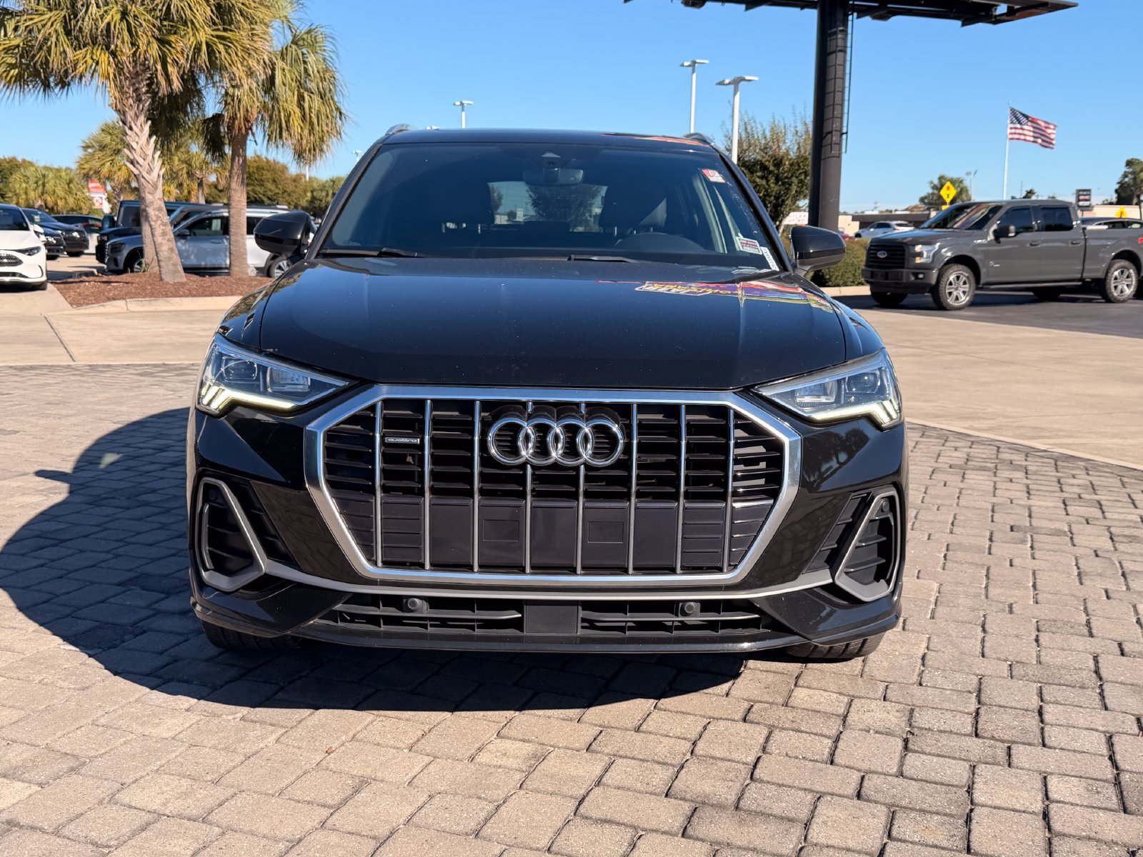 Used 2020 Audi Q3 2.0T Premium Plus w/ Premium Plus Package AWD/4WD image 6