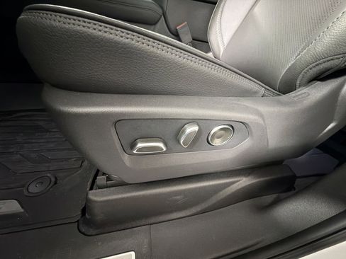 New 2026 GMC Yukon XL Denali w/ Sun & Power Step Package image 14