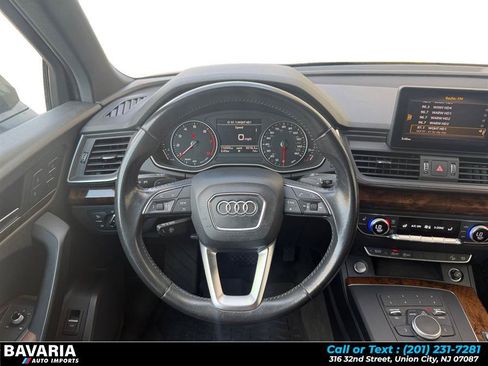Used 2018 Audi Q5 2.0T Premium w/ Convenience Package AWD/4WD image 13