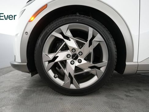 Used 2024 Genesis GV60 Performance AWD/4WD image 19