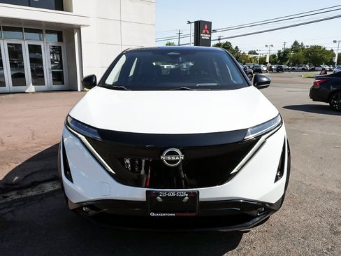 Used 2024 Nissan Ariya AWD image 2