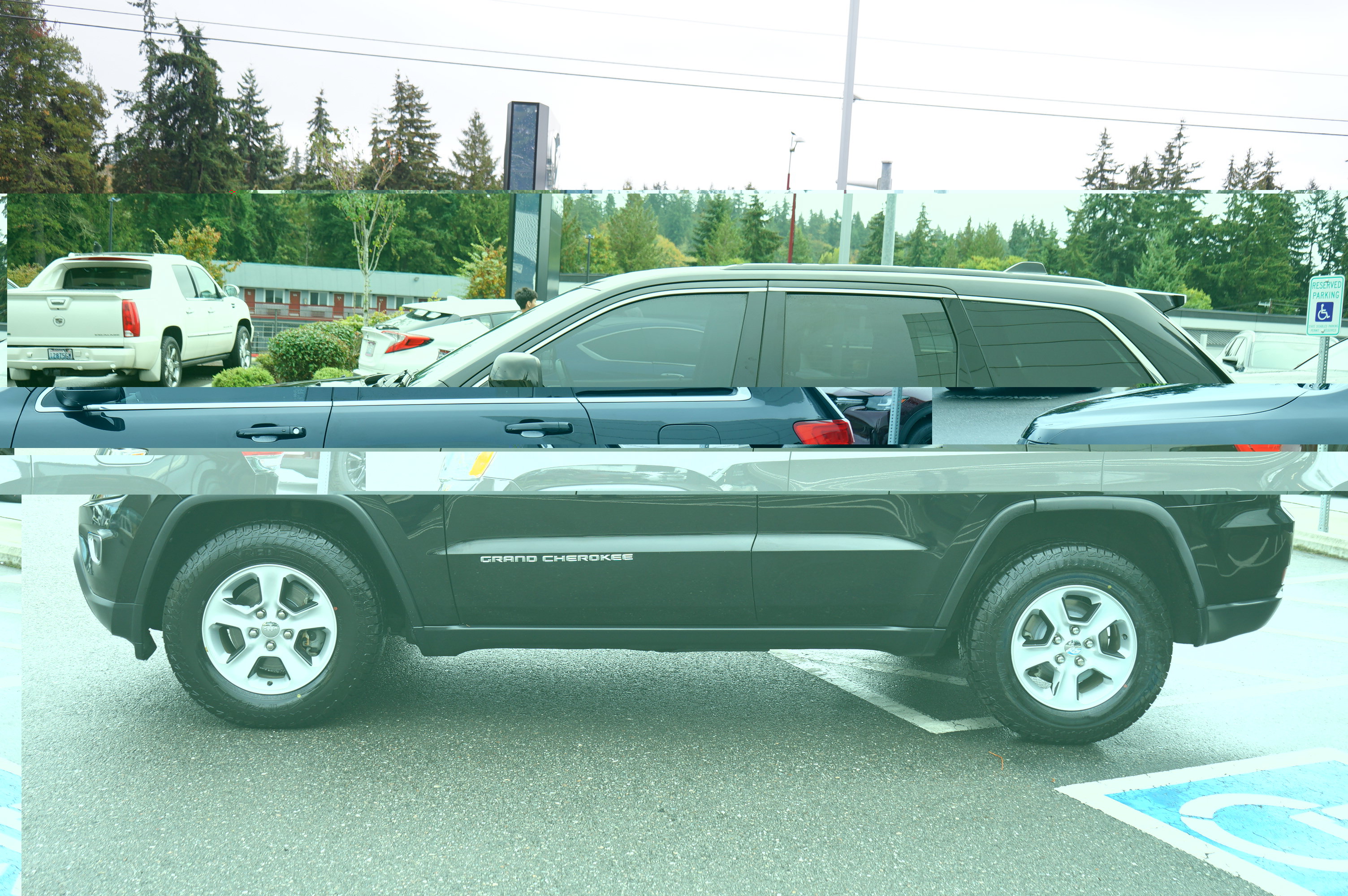 Used 2015 Jeep Grand Cherokee Laredo AWD/4WD image 7