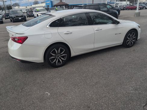 Used 2021 Chevrolet Malibu RS image 3