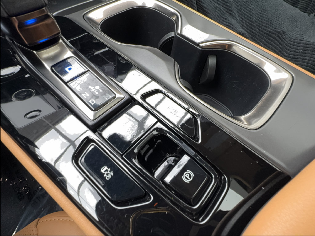 Used 2025 Lexus NX 250 FWD w/ Towing Package (2000 Lbs) image 49
