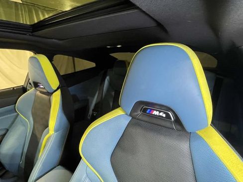 Used 2021 BMW M4 Coupe w/ M Carbon Exterior Package RWD image 19
