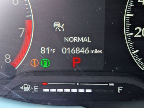 Used 2025 Honda Civic Sport image 13