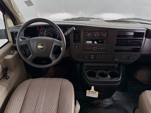 New 2026 Chevrolet Express 3500 image 19